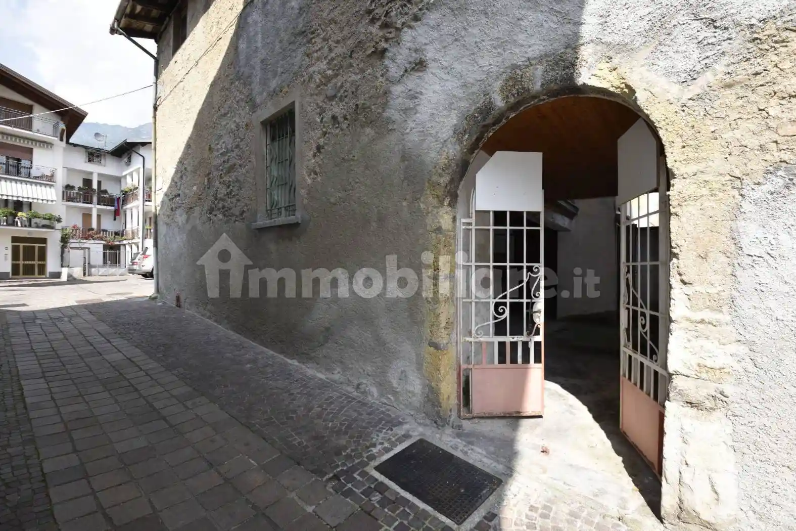 Casa indipendente in vendita a Cremeno