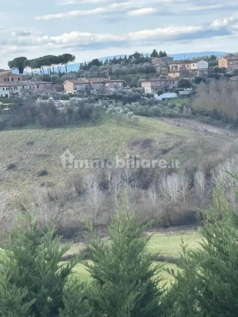 Villetta a schiera in vendita a Siena