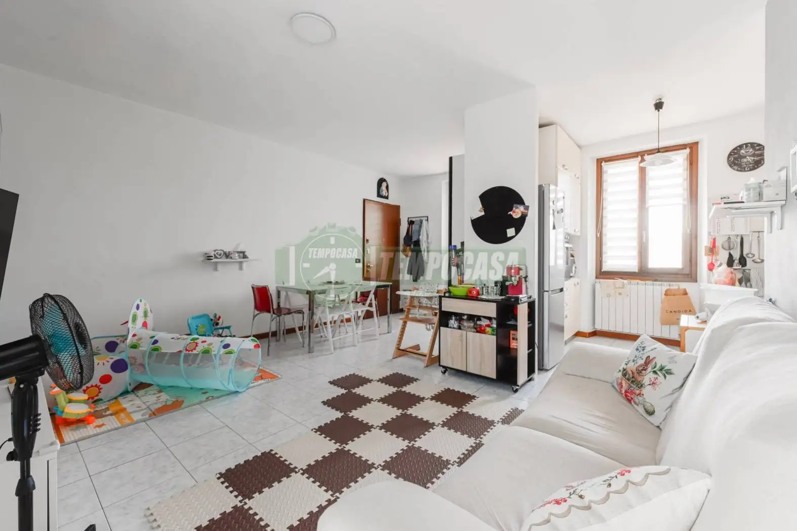 Trilocale via Dante Alighieri 4, Centro, Aicurzio - foto 2