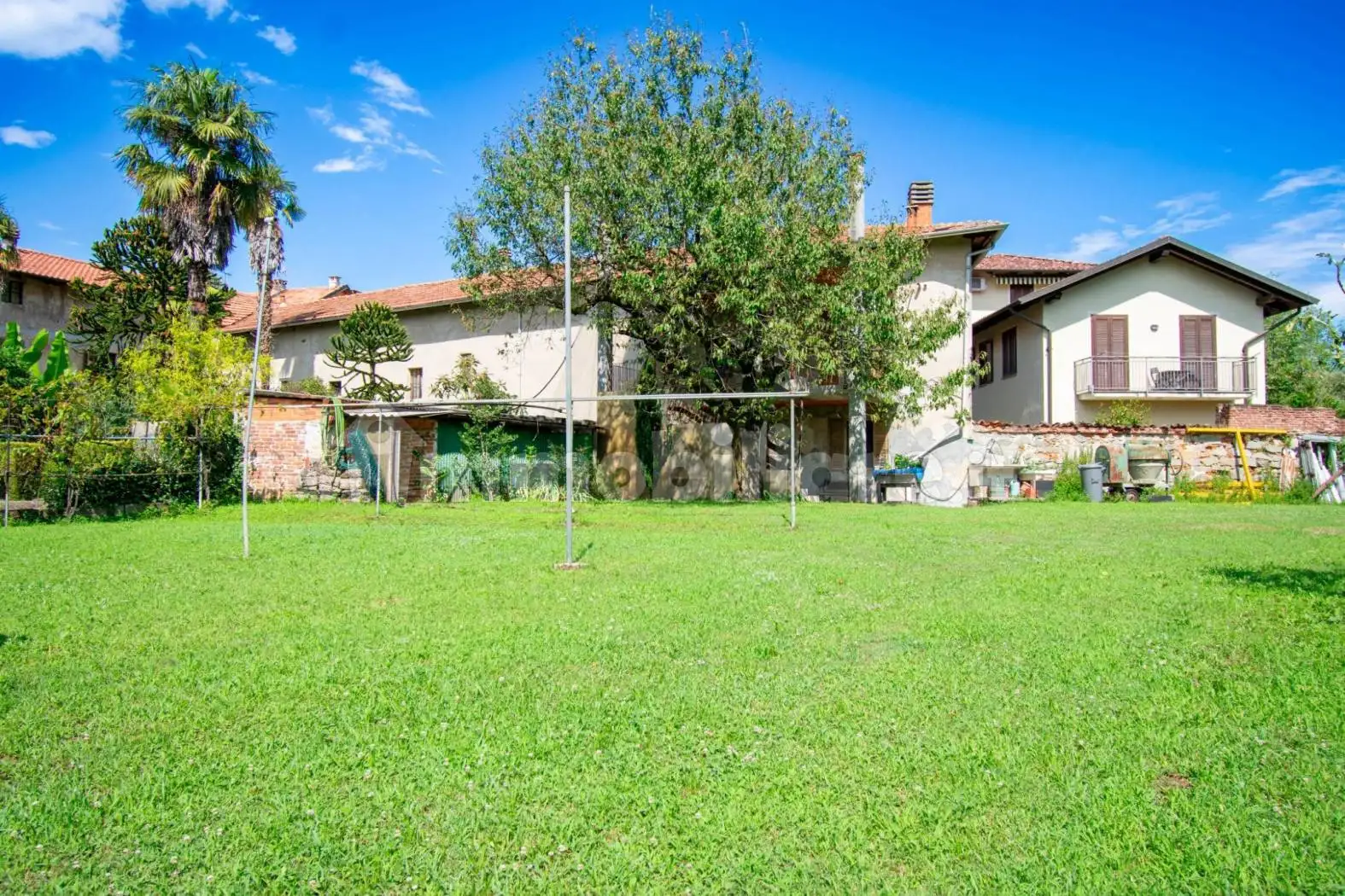 Casa indipendente in vendita a Lessona