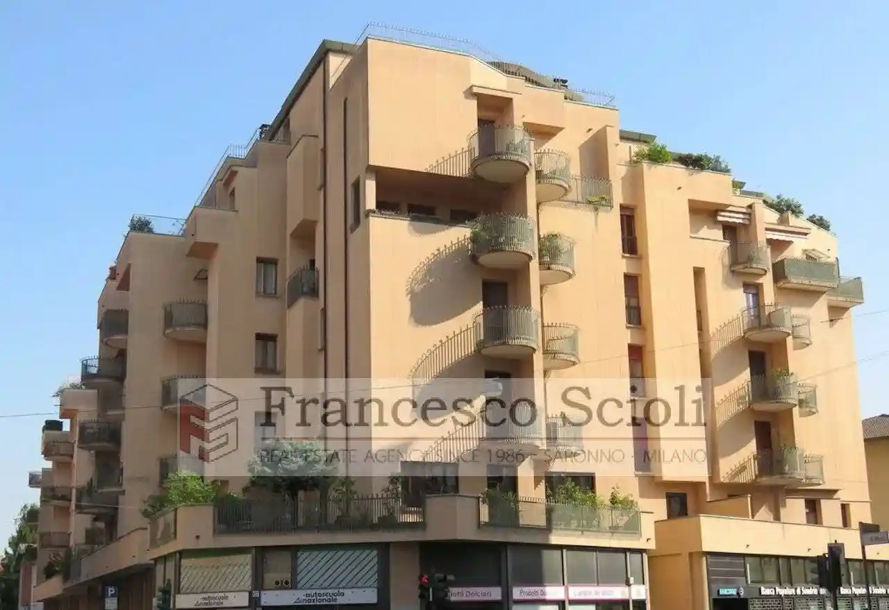 Appartamento in vendita a Saronno