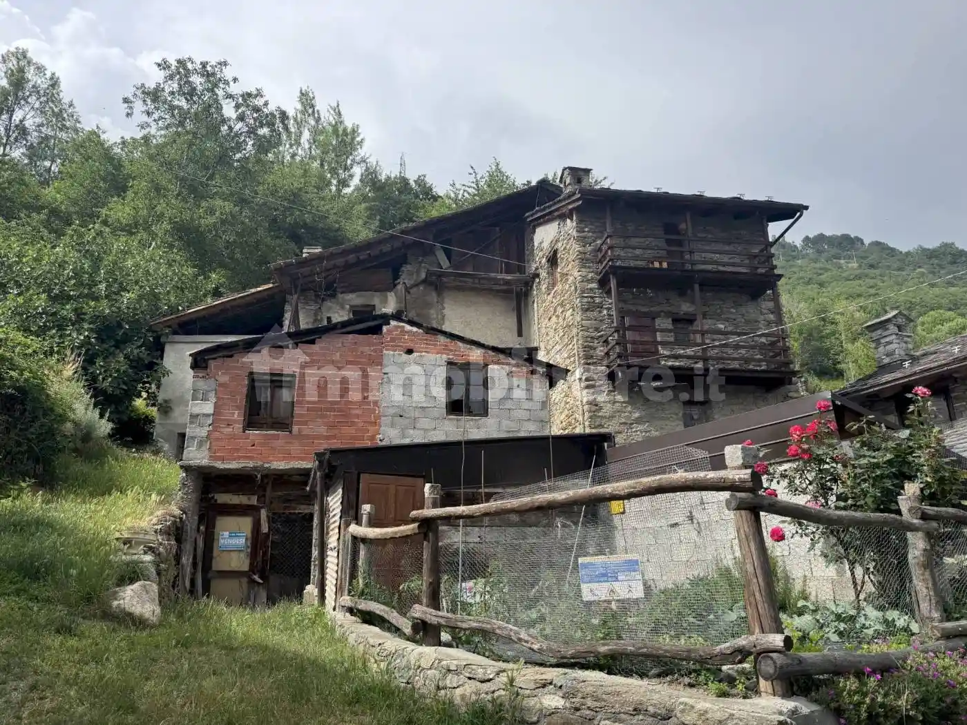 Rustico - Casale in vendita a Nus