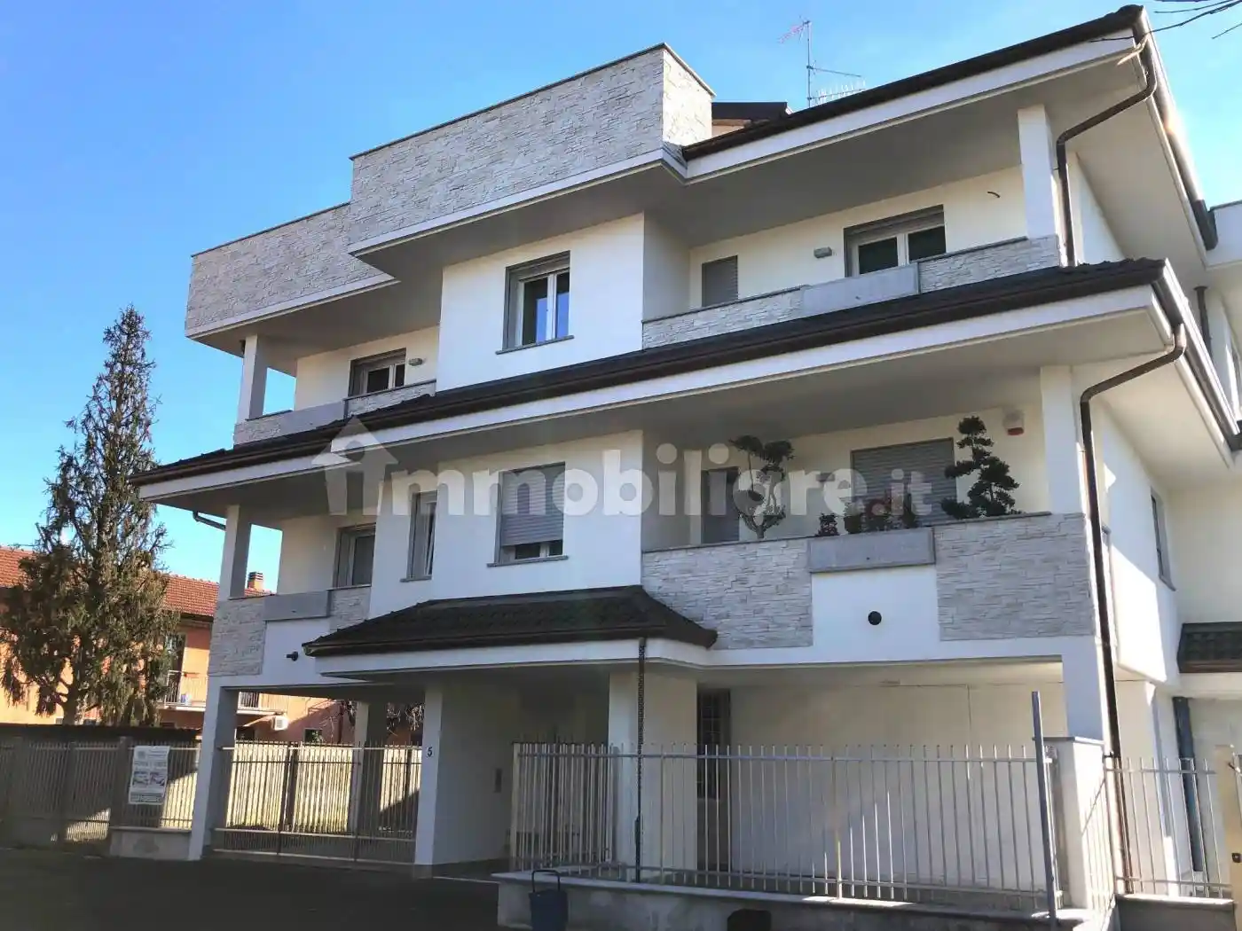 Appartamento in vendita a Rescaldina