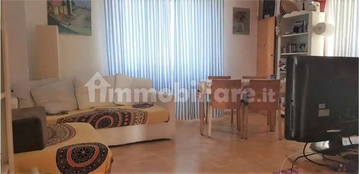 Trilocale via Di Pietralacroce, 100, Pietralacroce, Ancona - foto 2