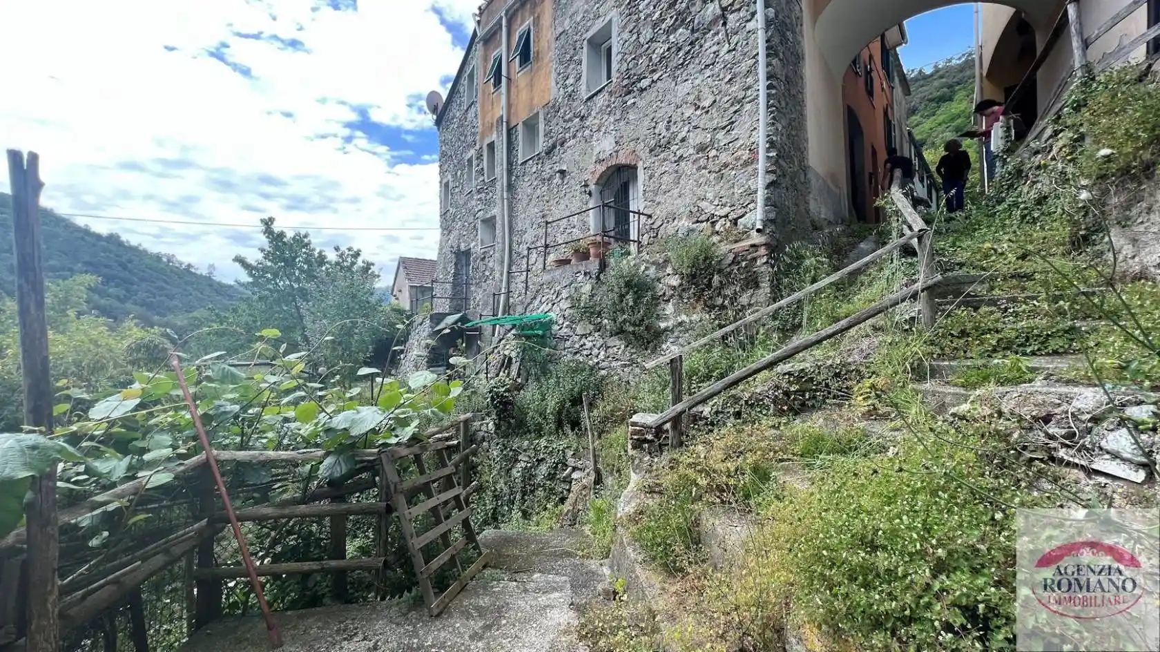 Casa indipendente in vendita a Albisola Superiore