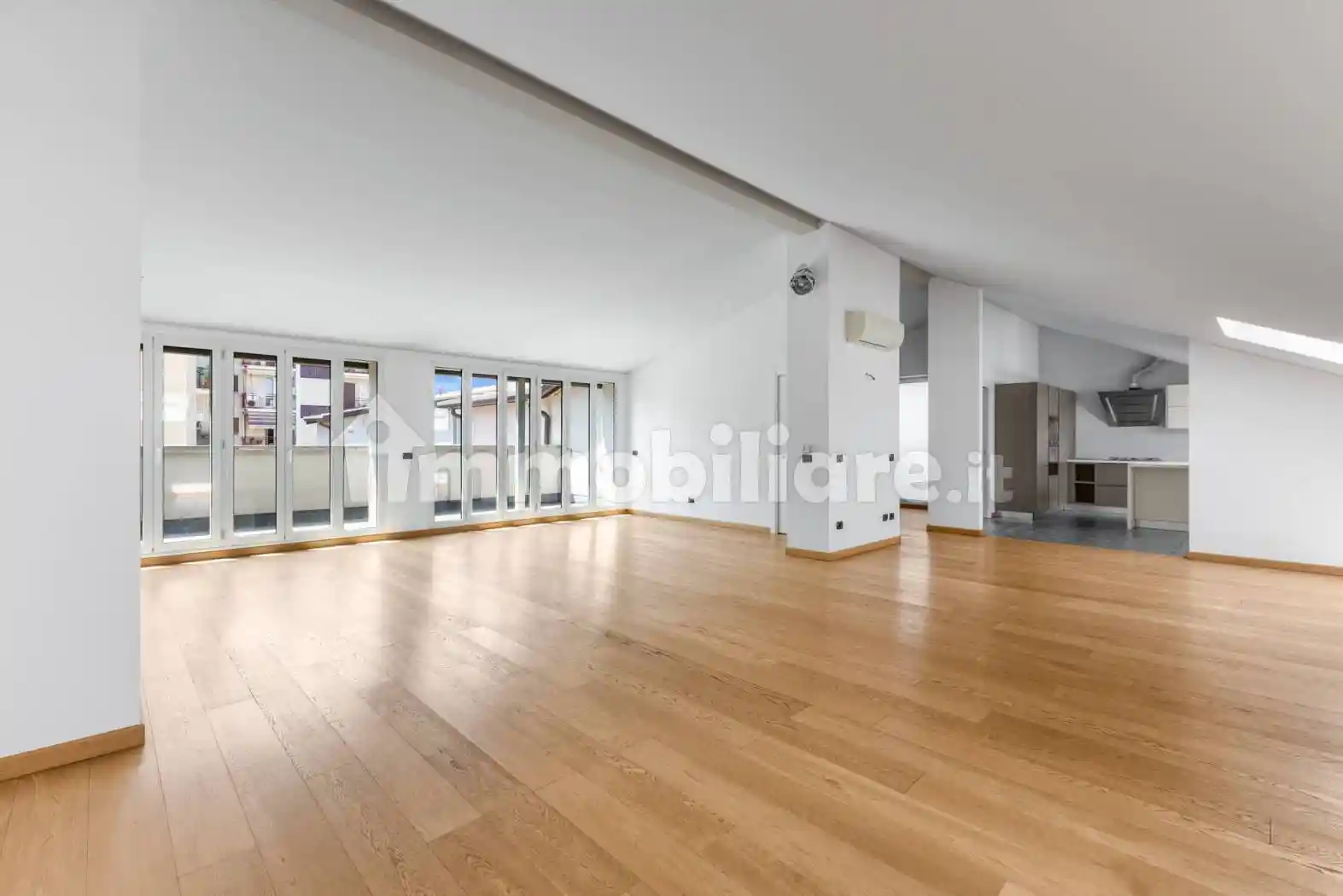 Attico - Mansarda in affitto a Milano