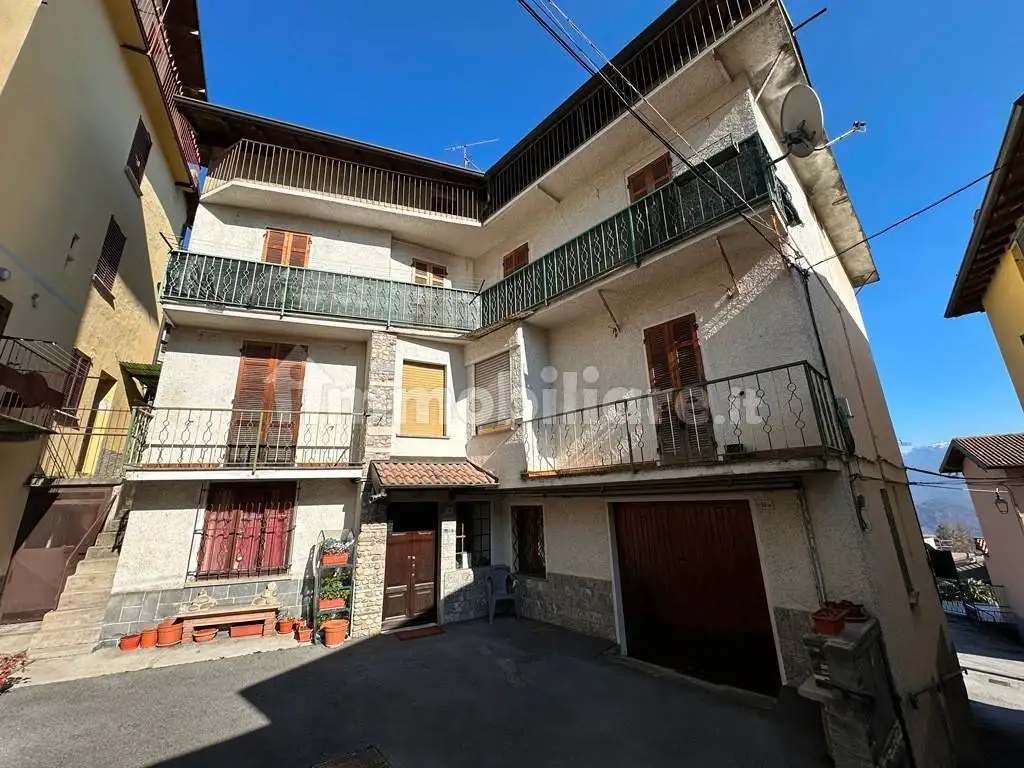 Appartamento in vendita a Sormano