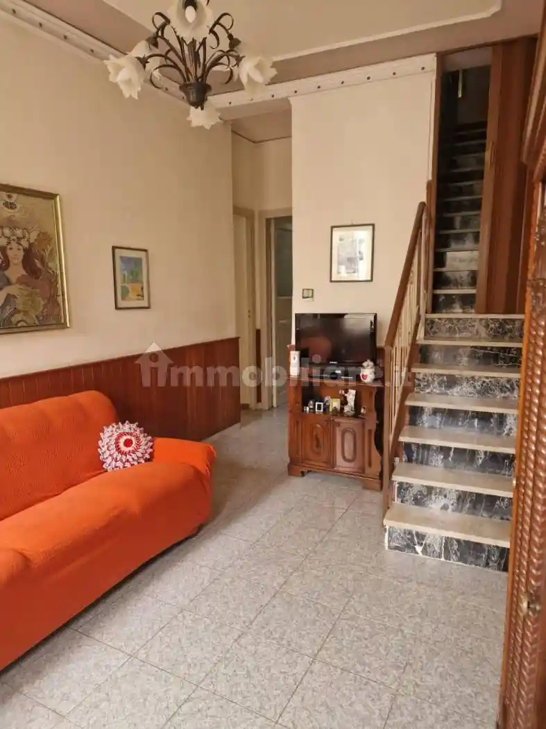 Palazzo - Edificio - foto 2