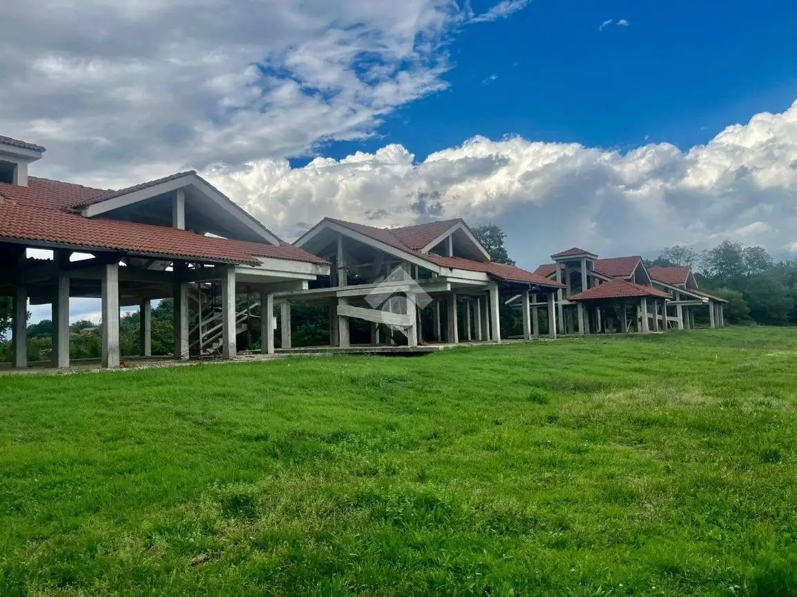 Villa in vendita a Giuliano di Roma
