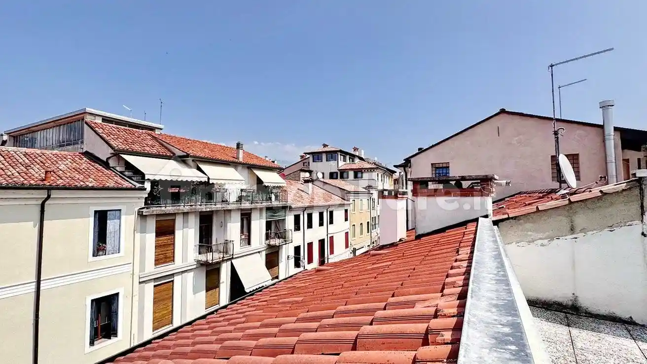 Casa indipendente in vendita a Bassano del Grappa