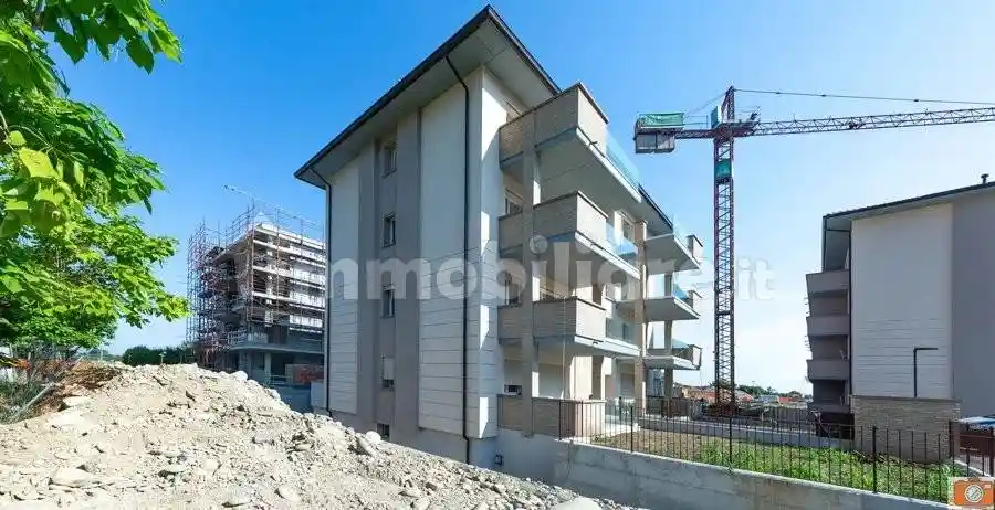 Appartamento in vendita a Montechiarugolo