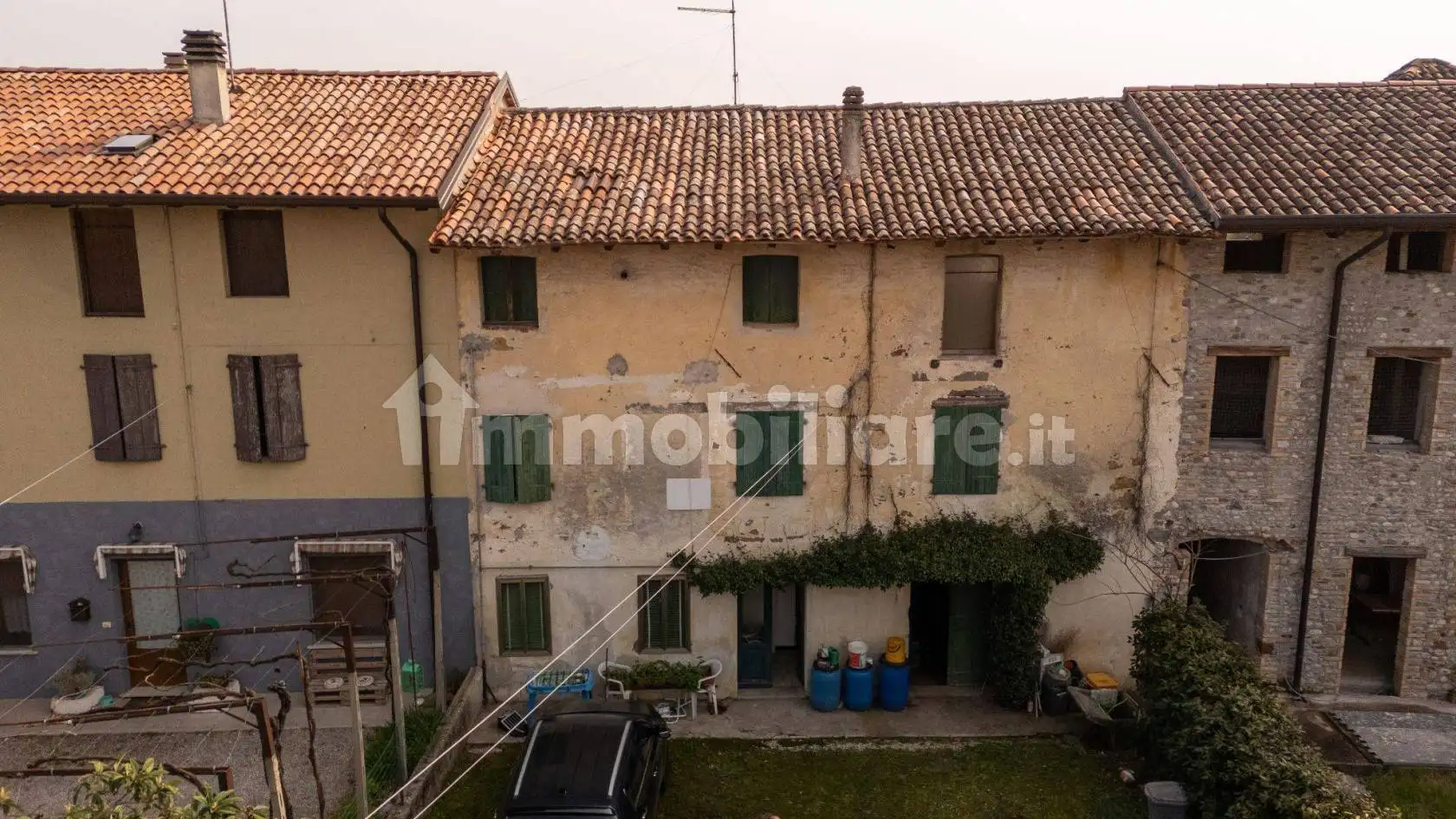 Rustico - Casale in vendita a Buttrio