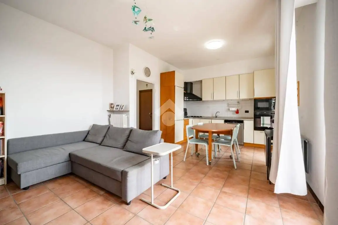 Appartamento in vendita a Dolzago