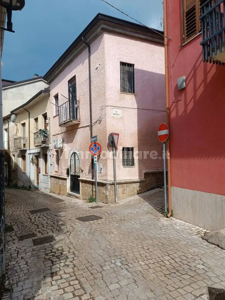 Casa indipendente in vendita a Avellino