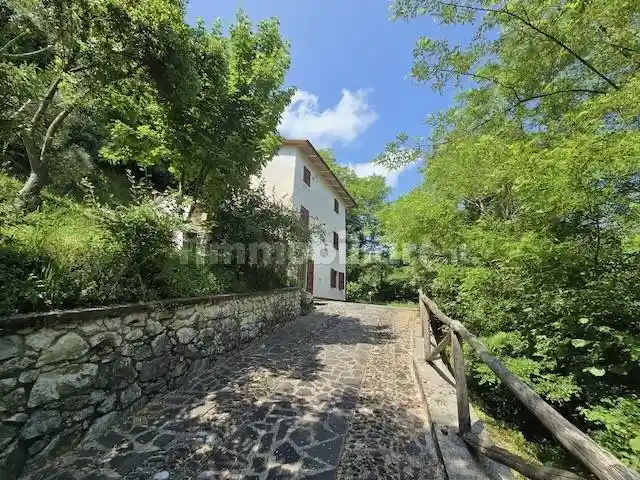 Rustico - Casale in vendita a Bagni di Lucca