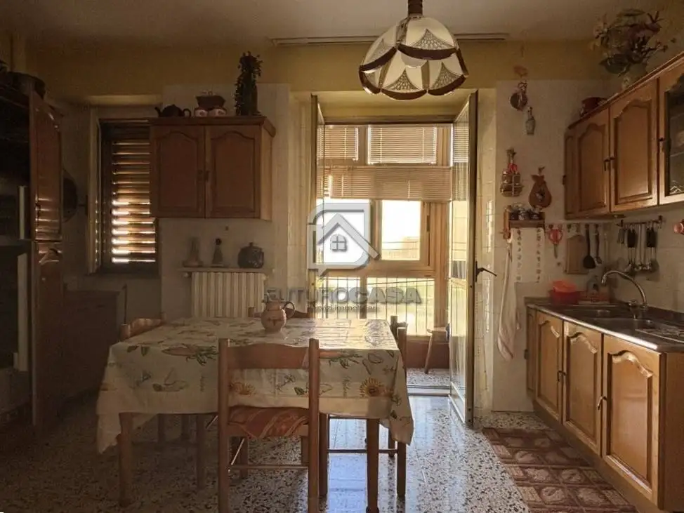 Trilocale viale della Libertà 50, Apice - foto 4