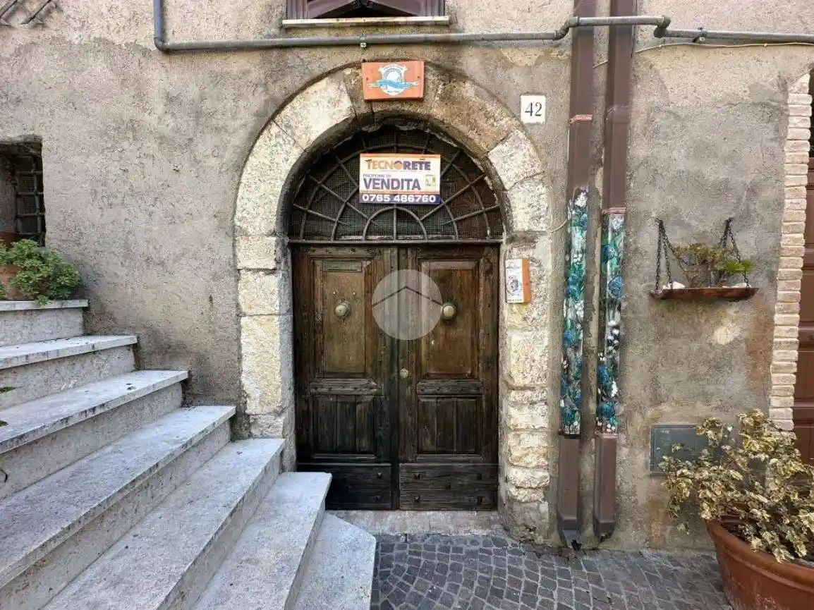 Rustico - Casale in vendita a Nerola