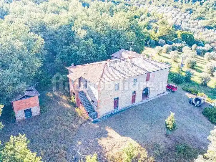 Rustico - Casale in vendita a Bucine