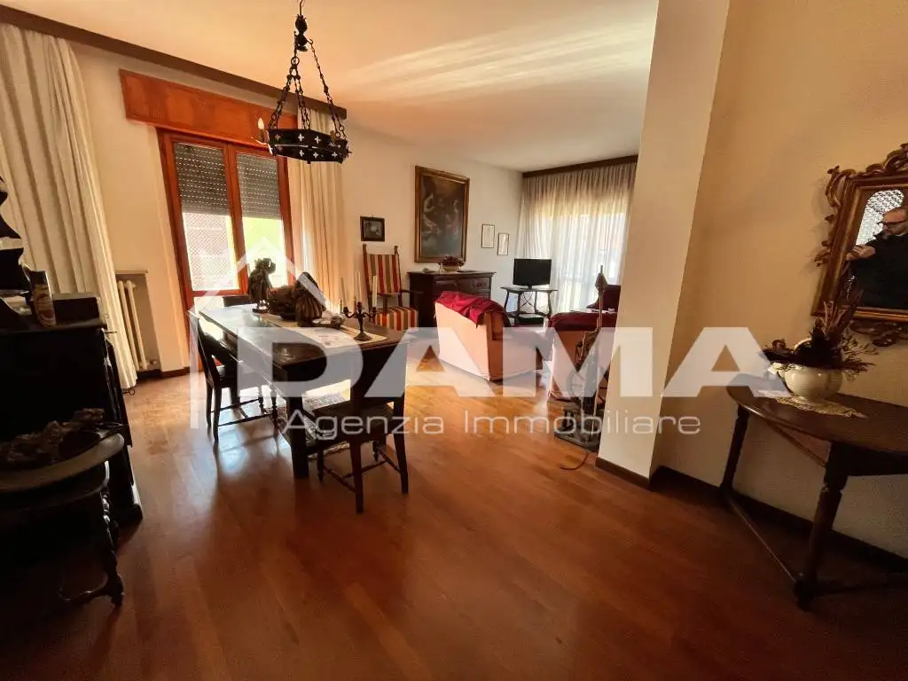 Casa indipendente in affitto a Forlì