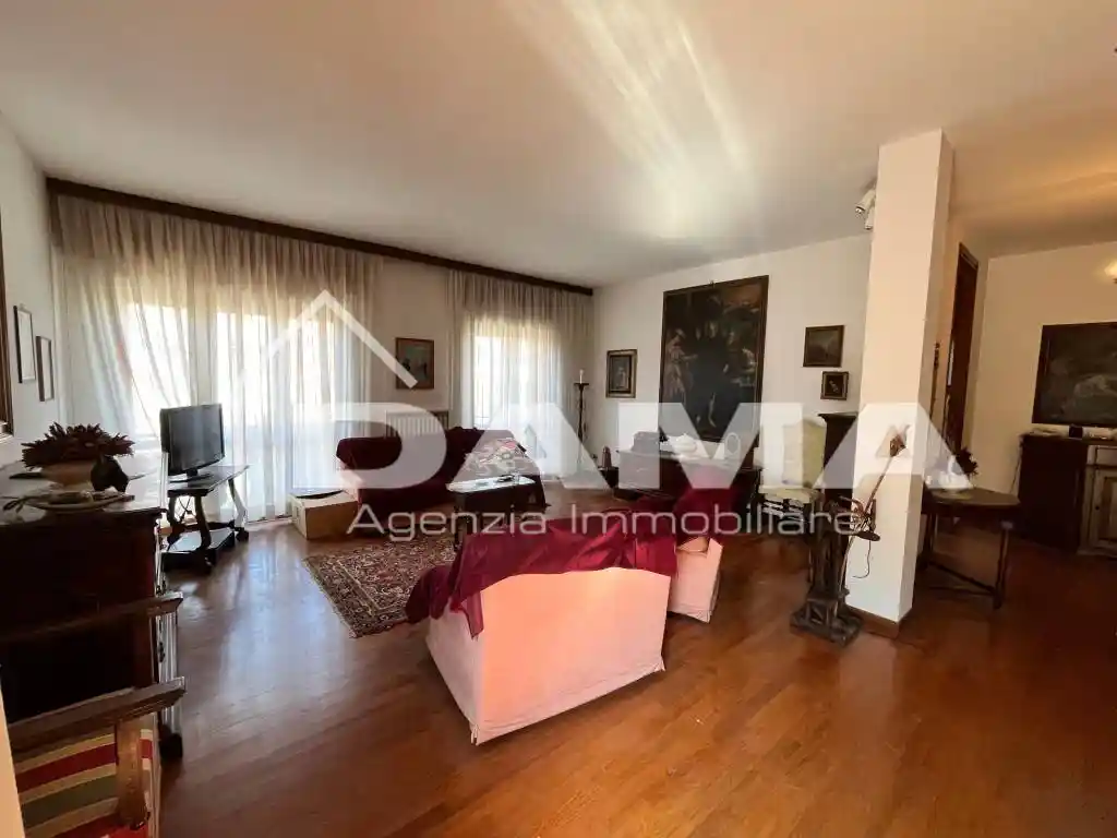 Terratetto plurifamiliare 150 m², buono stato, Parco Urbano - Piscina, Forlì - foto 2