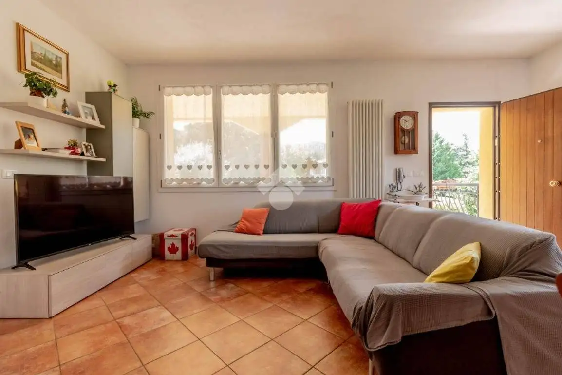 Villa in vendita a Monte San Pietro