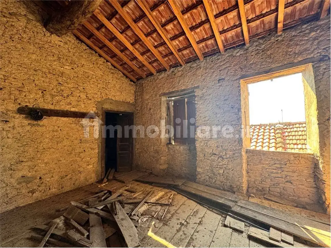 Rustico - Casale in vendita a Lucinasco