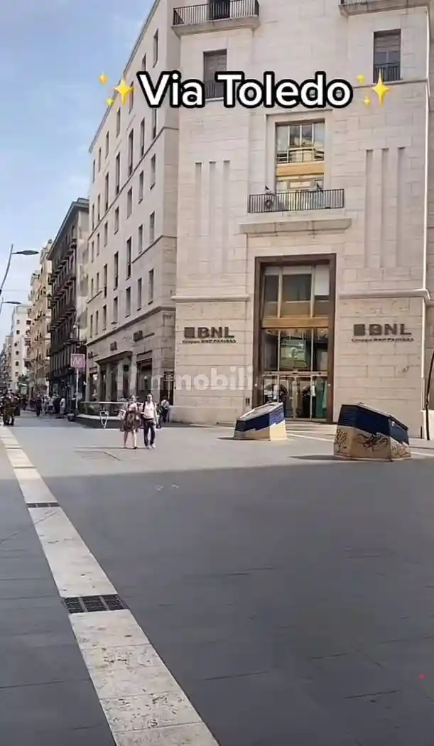 Appartamento in vendita a Napoli