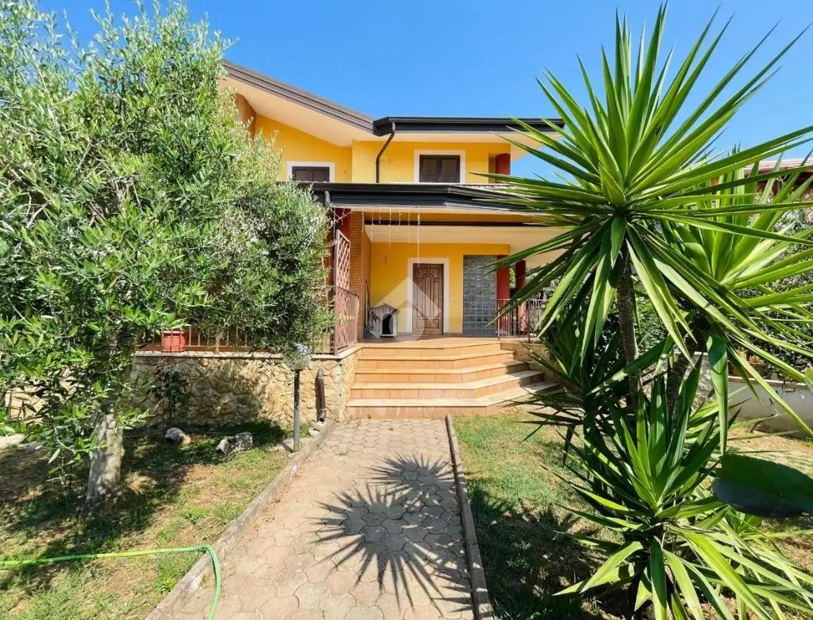 Villa in vendita a Mendicino