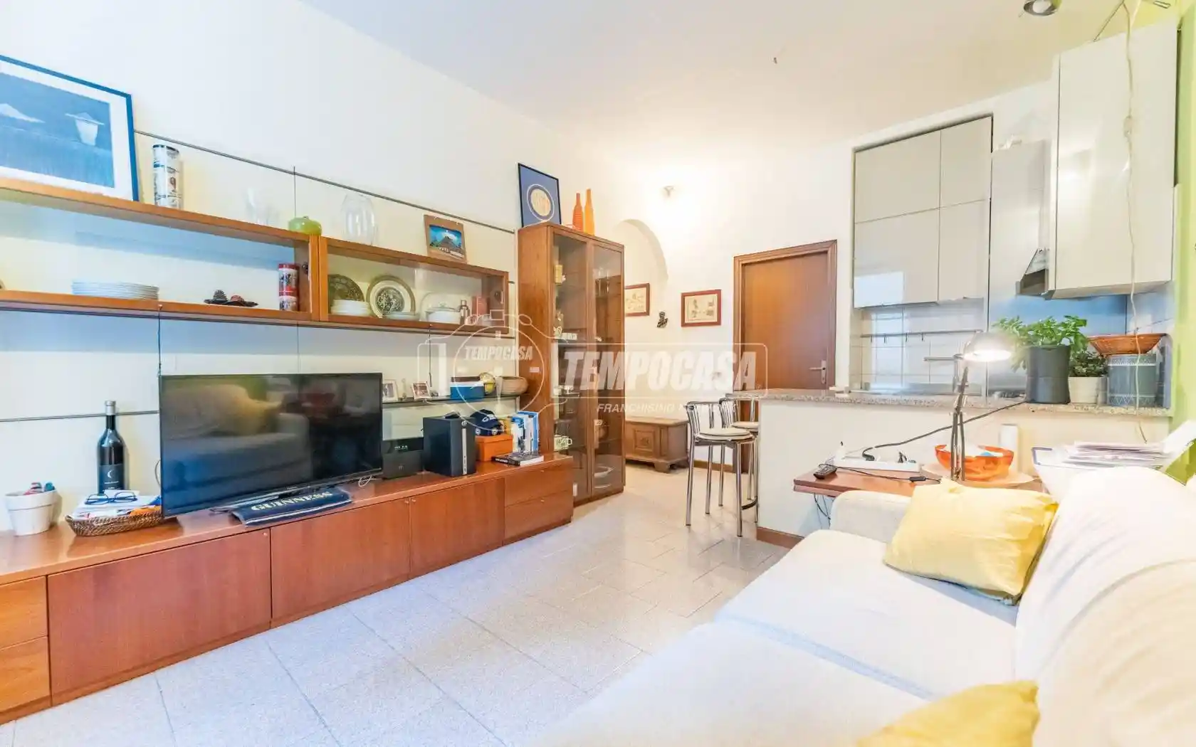 Bilocale via Ugo Bassi 30, Isola, Milano - foto 2