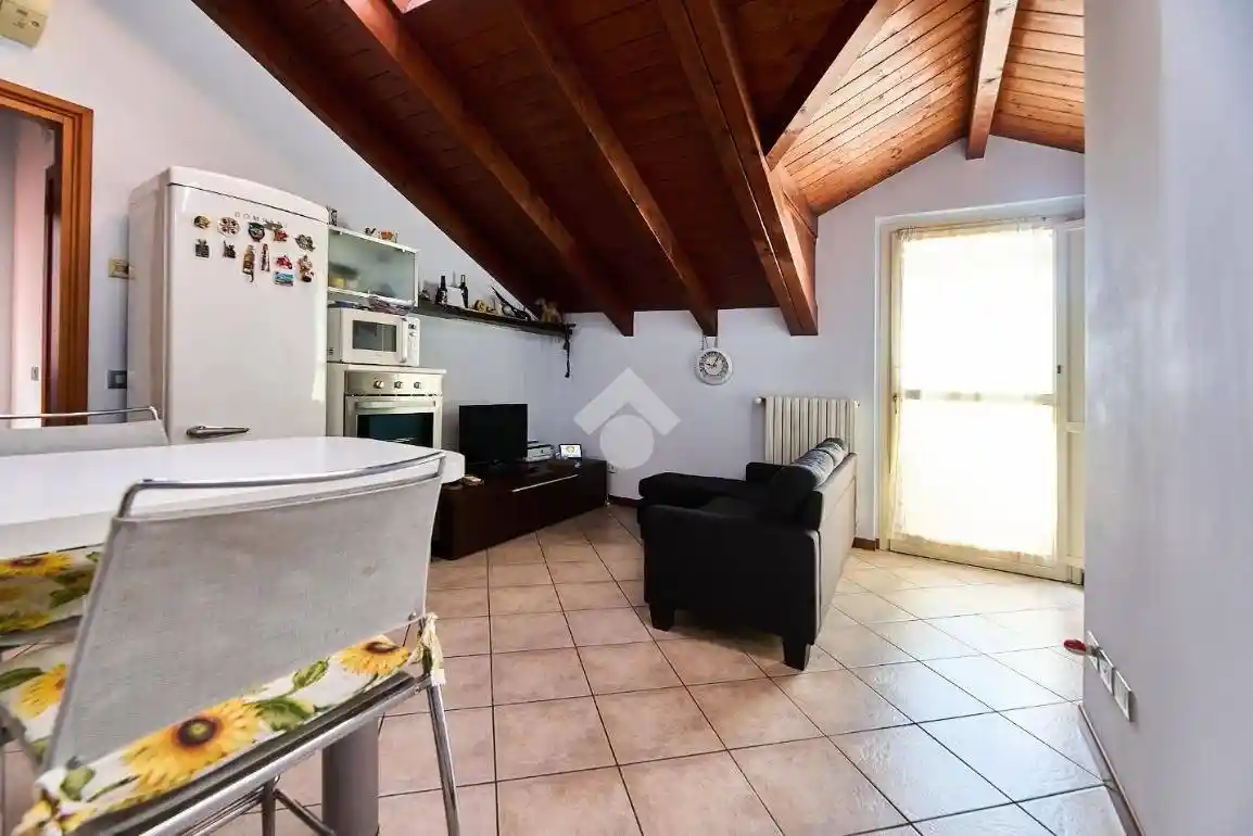 Bilocale via Roma 21, Centro, Comazzo - foto 2