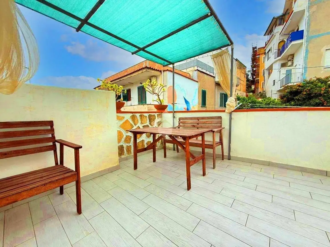 Appartamento in vendita a Monte di Procida