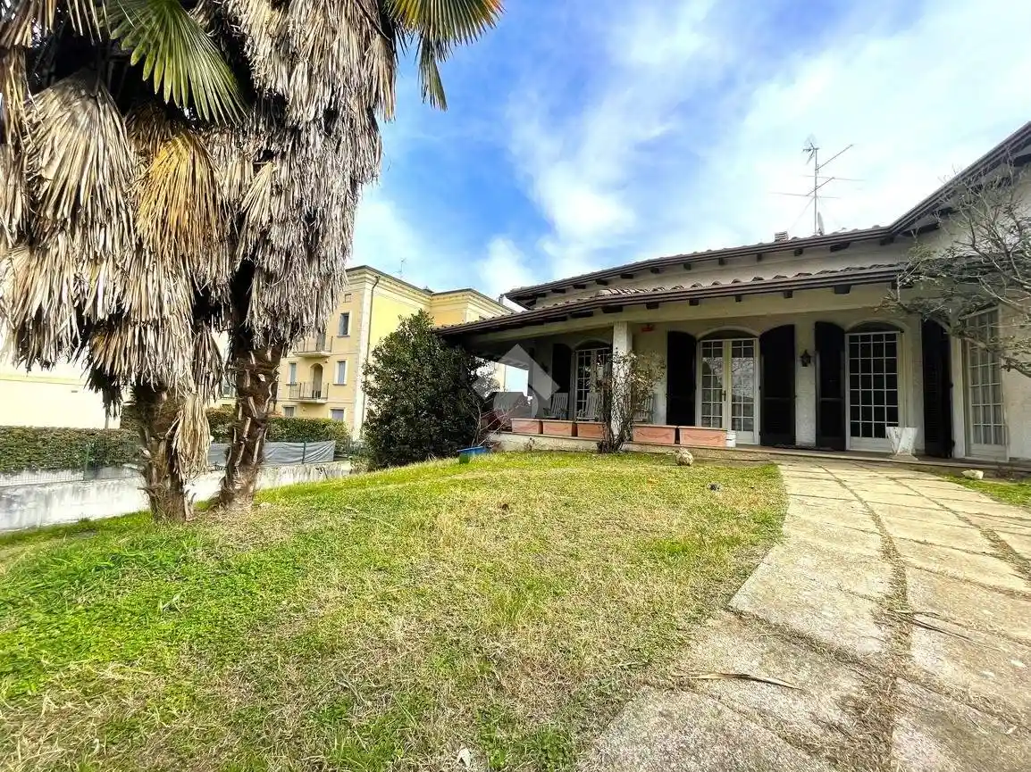 Villa in vendita a Crema