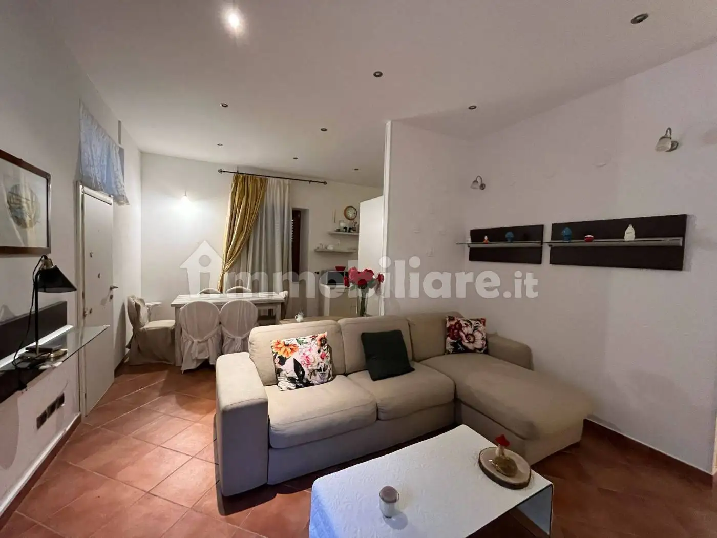 Appartamento in affitto a Soverato