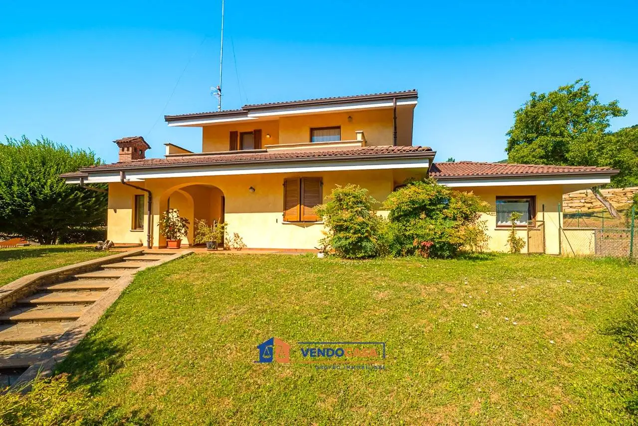 Villa in vendita a Bernezzo