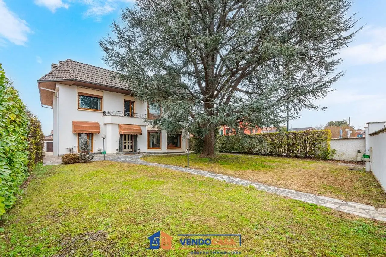 Villa in vendita a Cervasca