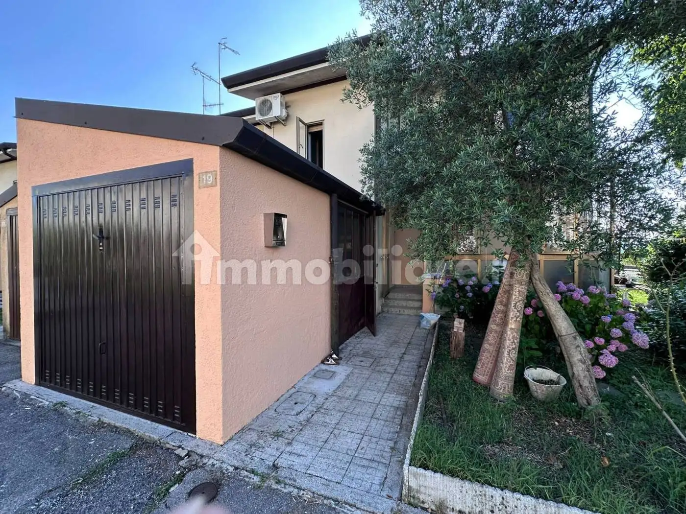 Villetta a schiera in vendita a Manzano