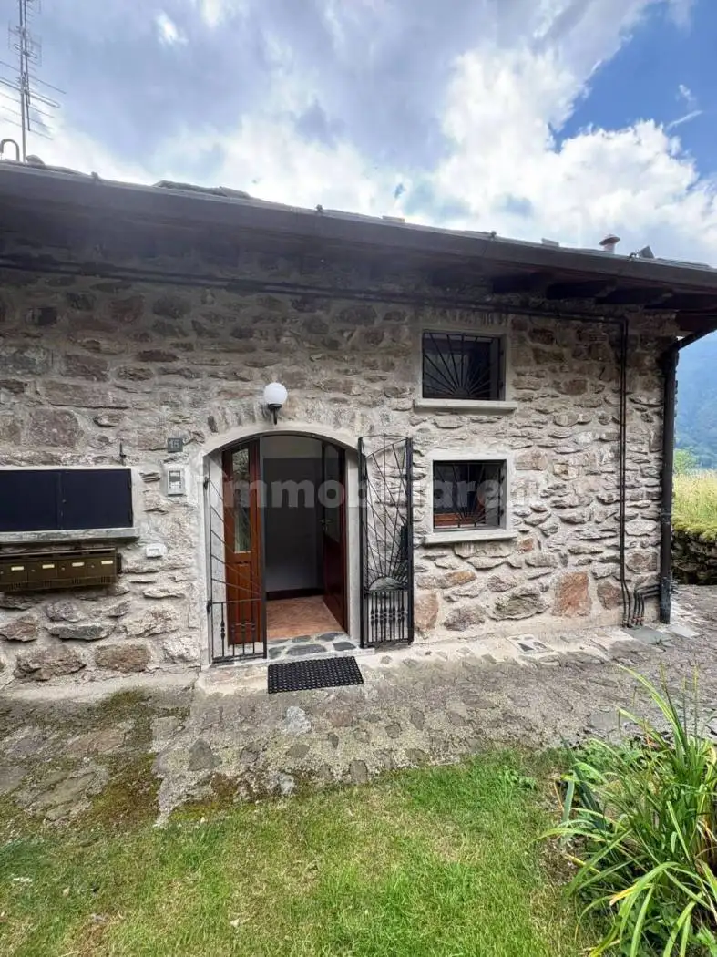 Appartamento in vendita a Gandellino