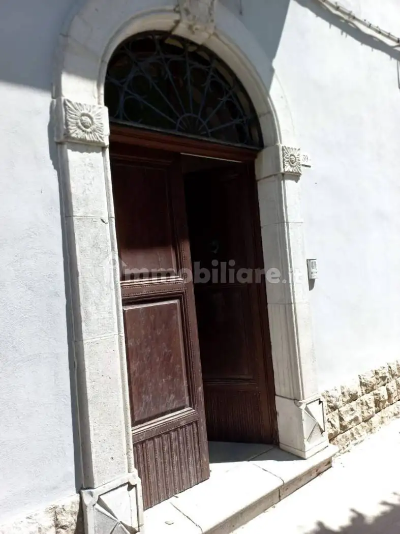 Palazzo - Edificio in vendita a Lacedonia