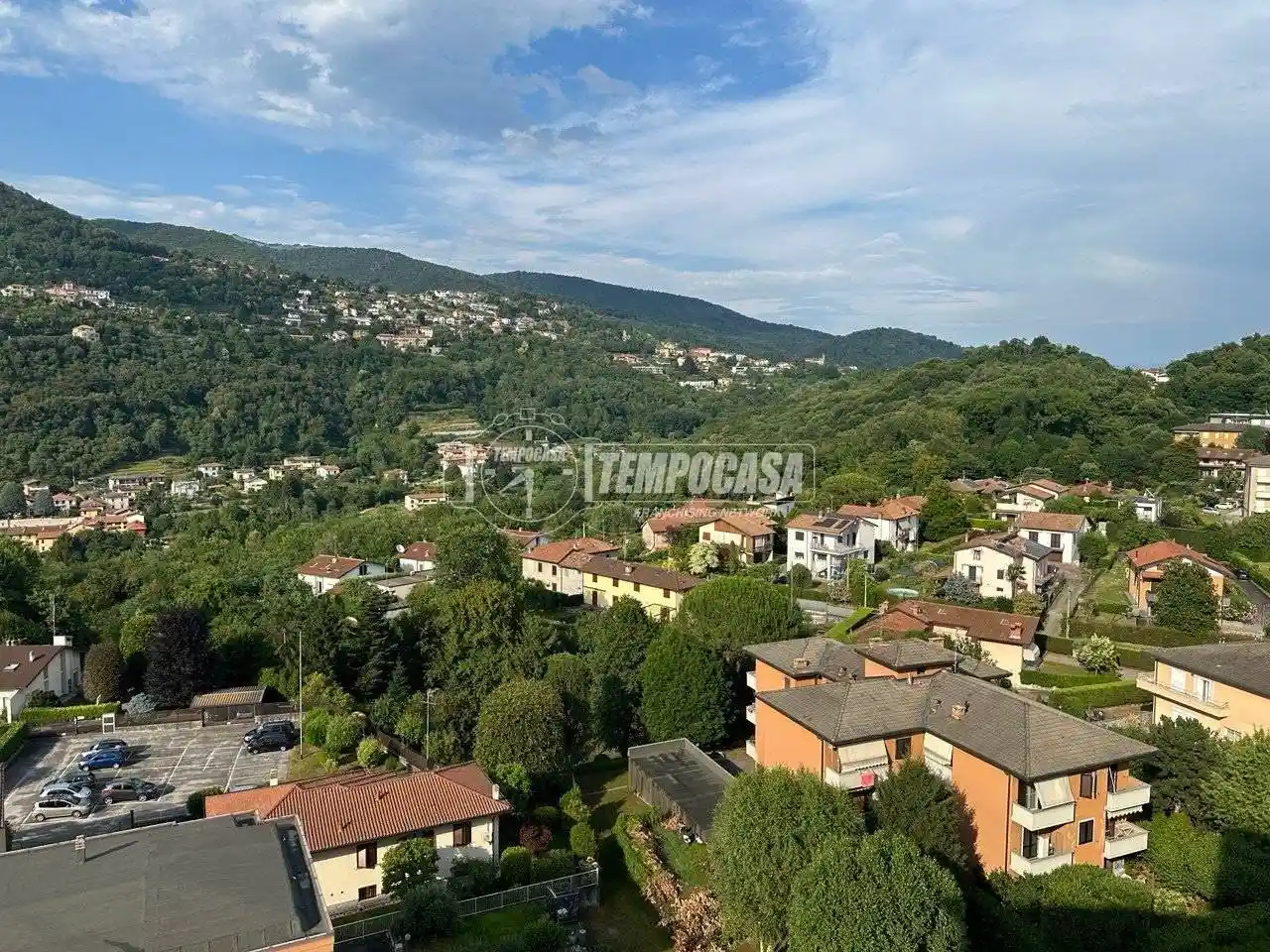 Appartamento in vendita a Lipomo