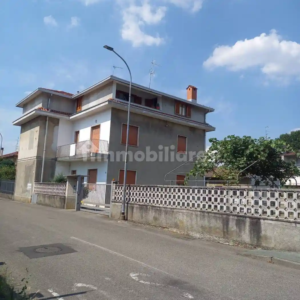 Appartamento in vendita a Rescaldina