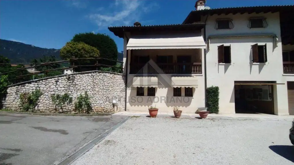 Villa in vendita a Pieve del Grappa
