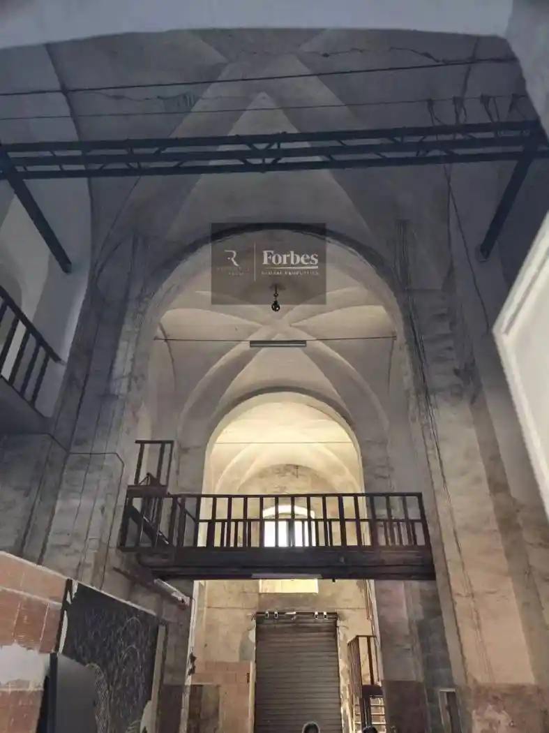 Palazzo - Edificio in vendita a Catania