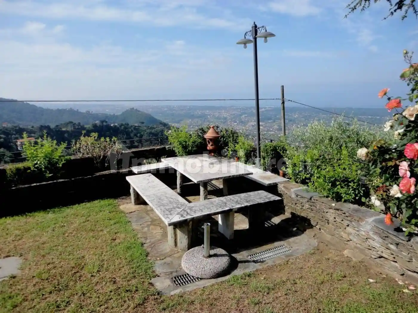 Villa unifamiliare via Serra,  13, Zona Collinare Cerreto, Sant'Eustachio, Montignoso - foto 4