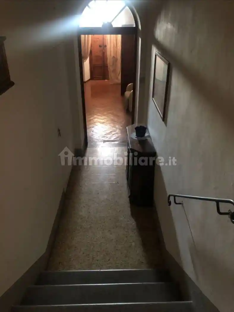 Palazzo - Edificio in Vendita - foto 2