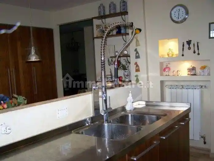 Appartamento in villa via Licio Quinzio Cincinnato 6, Pomezia Centro, Pomezia - foto 5