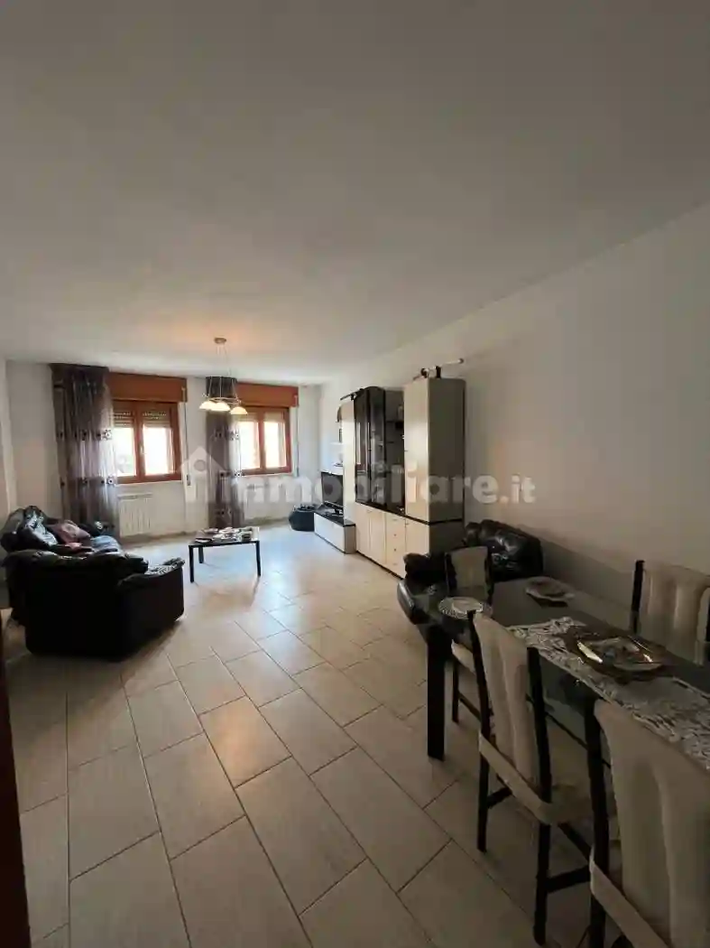 Appartamento via Martiri d'Ungheria 28, Centro, Aliano - foto 4