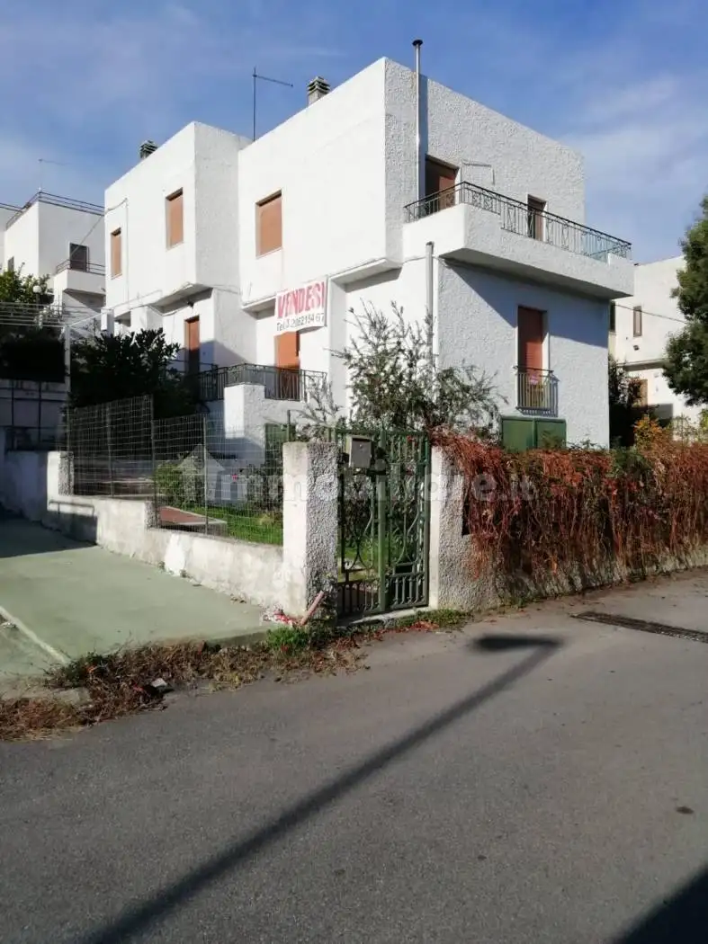 Casa indipendente in vendita a Montegiordano