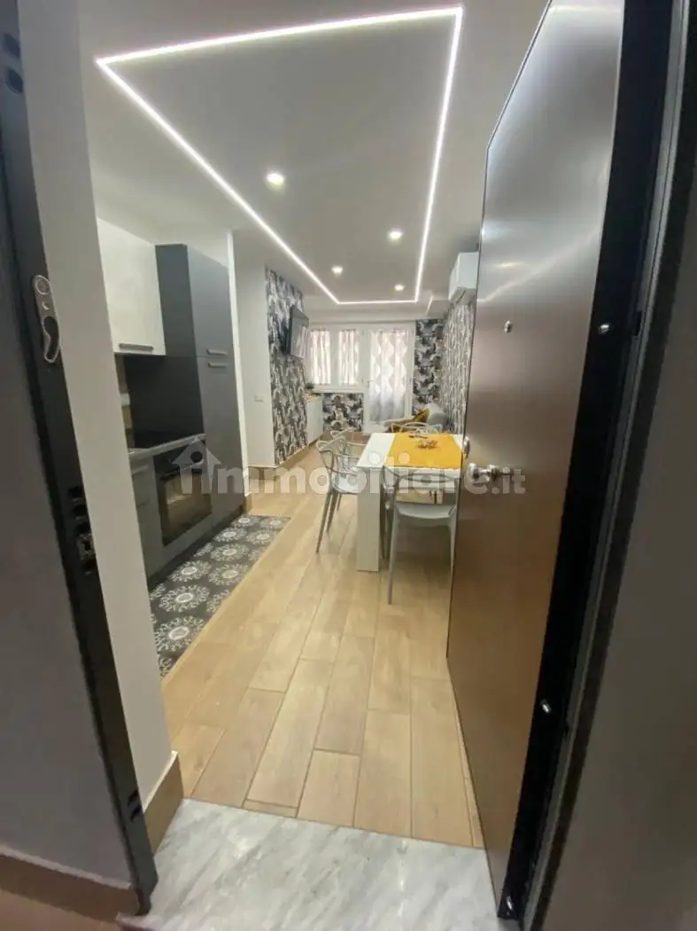 Appartamento in affitto a Mondragone