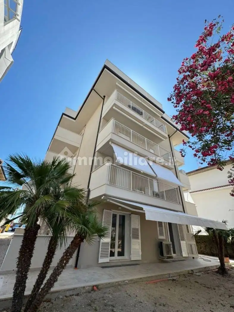 Appartamento in vendita a Alba Adriatica