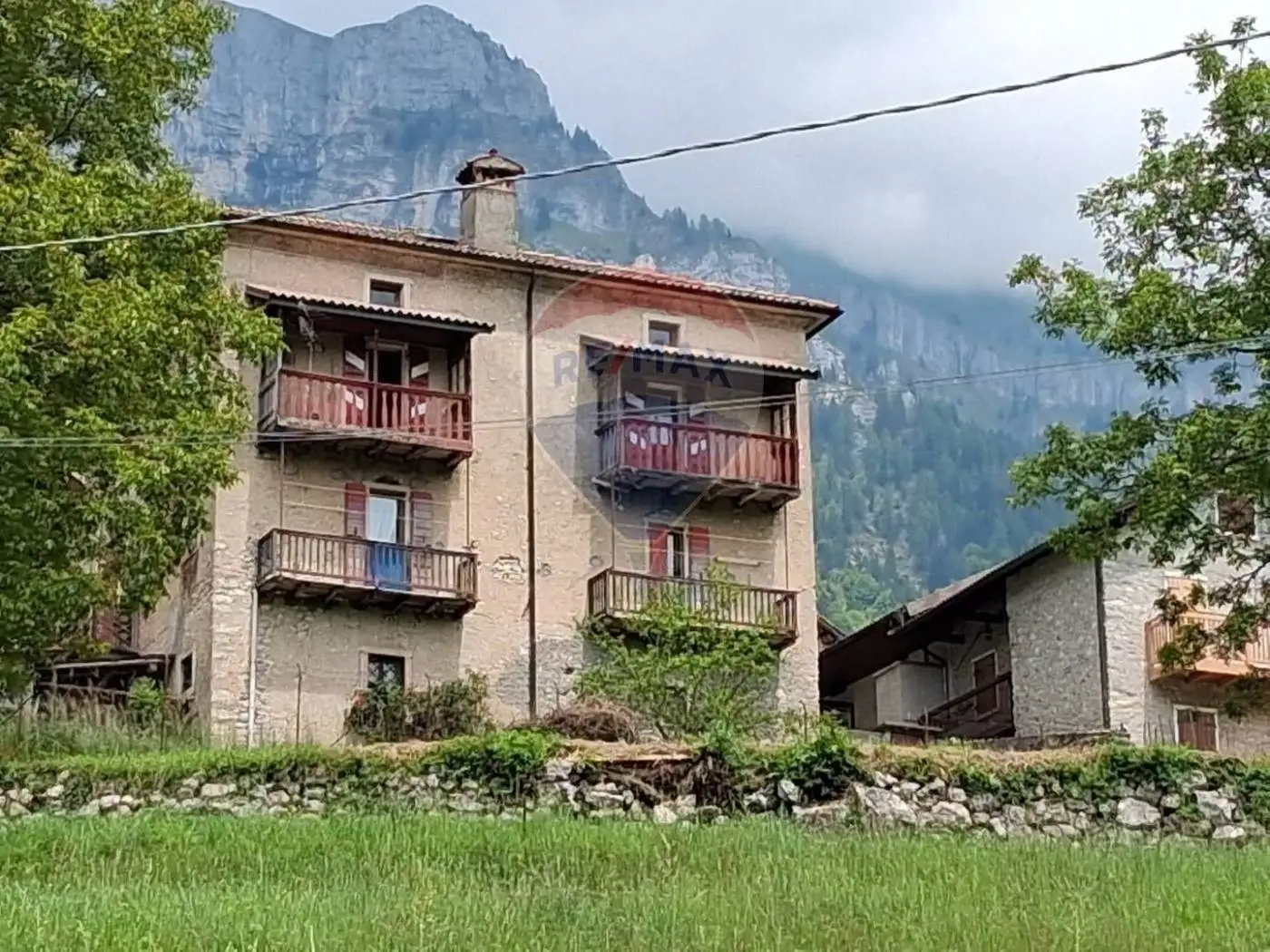 Appartamento in vendita a Sovramonte